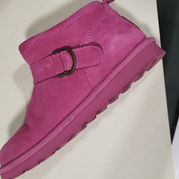 BearPaw Shoes - Bearpaws Suede Booties with Wool Footbed ~ Size 8 (7.5-8)